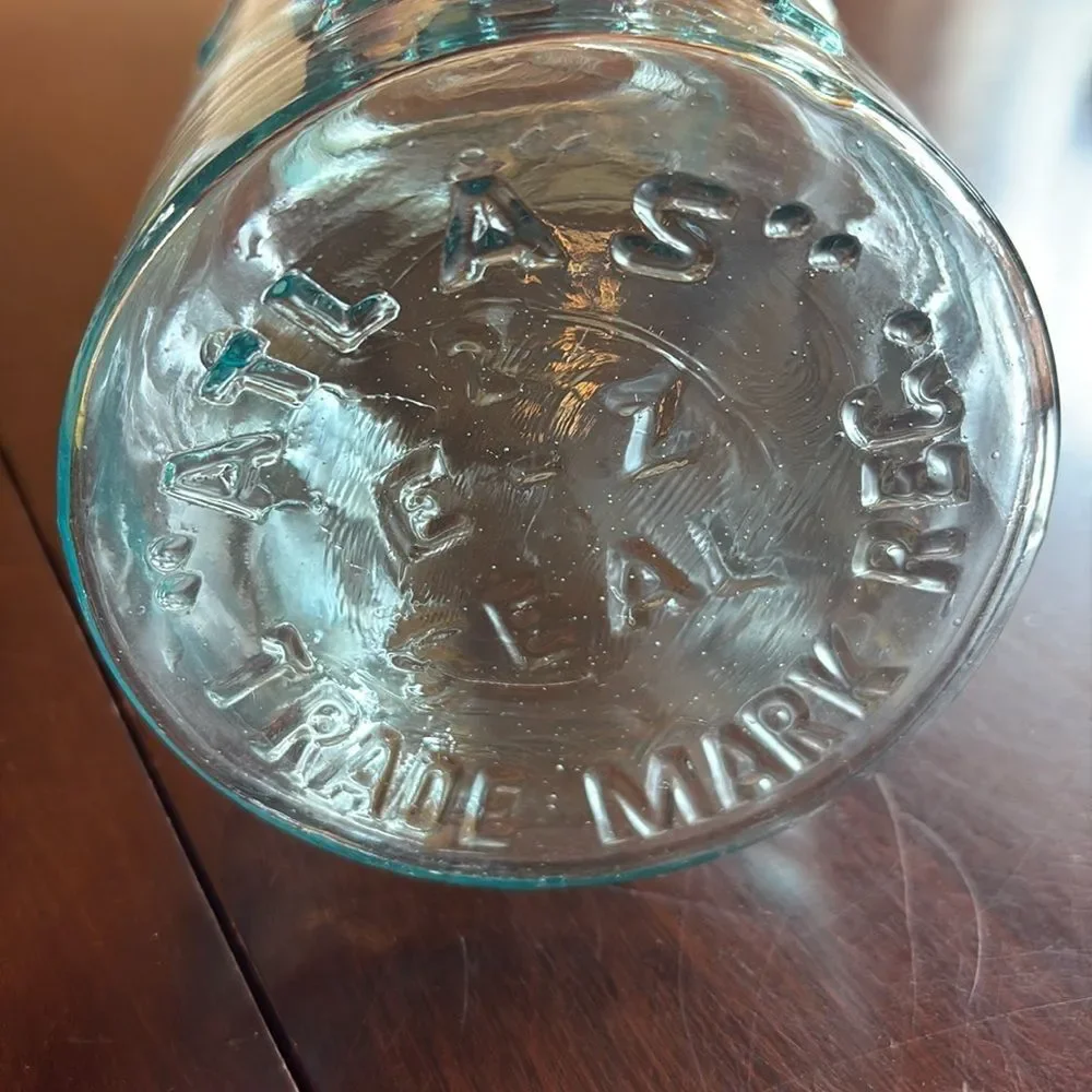 Vintage blue atlas E – Z seal quart canning jar
